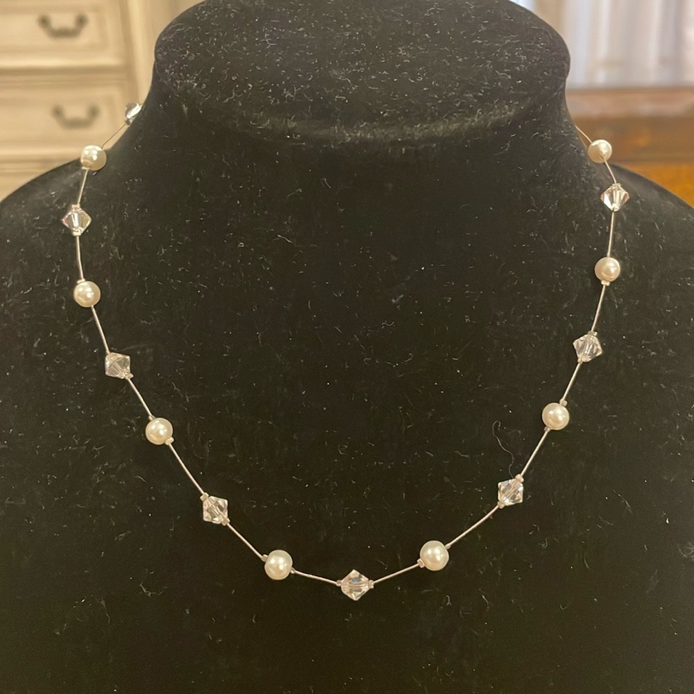 Vintage Silver Tone Faux Pearl Choker Collar Statement Necklace